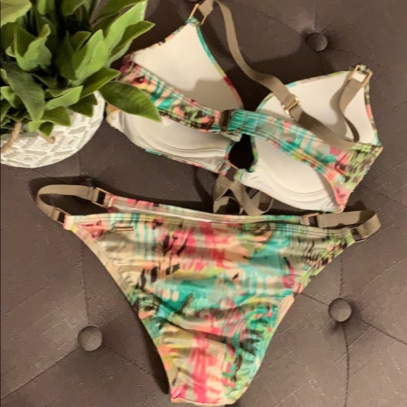 Victoria’s Secret Hottie Halter Watercolor Bikini - Picture 4 of 6